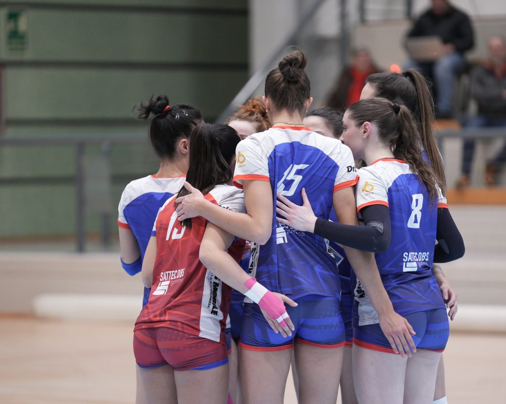 SERIE B2 FEMMINILE: SERATA DIFFICILE PER IL PORDENONE VOLLEY NEL DERBY CONTRO SANGIORGINA