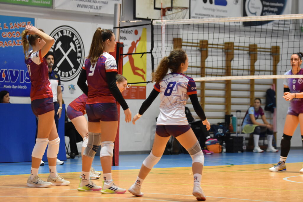 SERIE B2 FEMMINILE: IL PORDENONE SFIORA L’IMPRESA MA CEDE AL TIE-BREAK